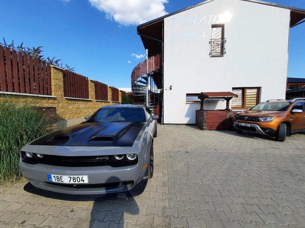 Penzion Kera Rosice Esterno foto